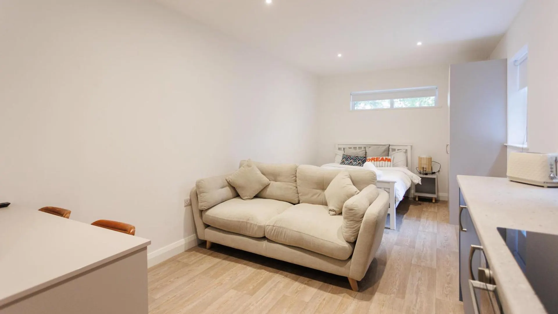 2 Bedroom City Cent Apt With Terrace Belfast United Kingdom